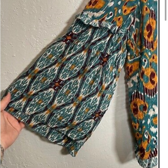 🌷Tory Burch Blue and Orange Pleated Blouse with 3/4 Sleeves - Picture 4 of 6